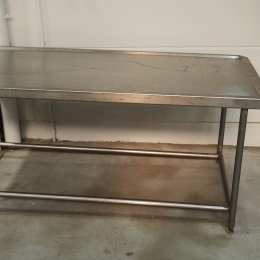 s/s table